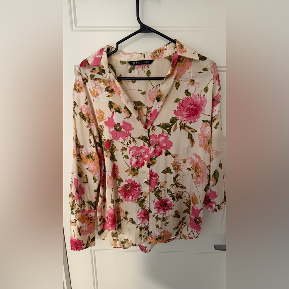 Zara Pink and Cream Floral Blouse